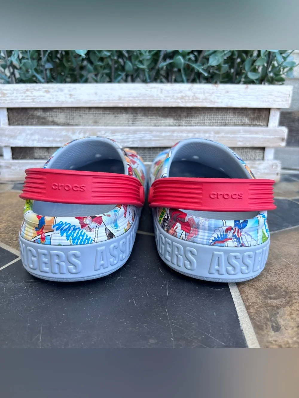 Crocs Kids' Avengers Off Court Clogs